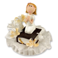 2 pcs Kneeling Communion-Girl