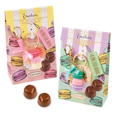 12 pcs Macarons pendant on box, assorted 